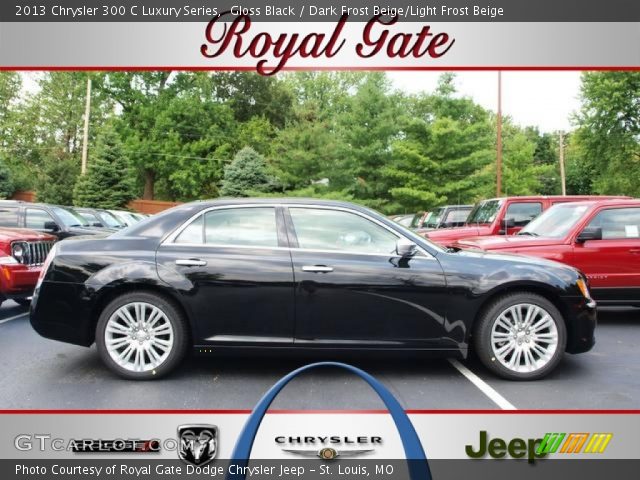 2013 Chrysler 300 C Luxury Series in Gloss Black