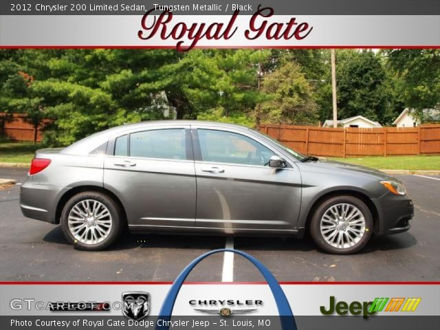 2012 Chrysler 200 Limited Sedan in Tungsten Metallic