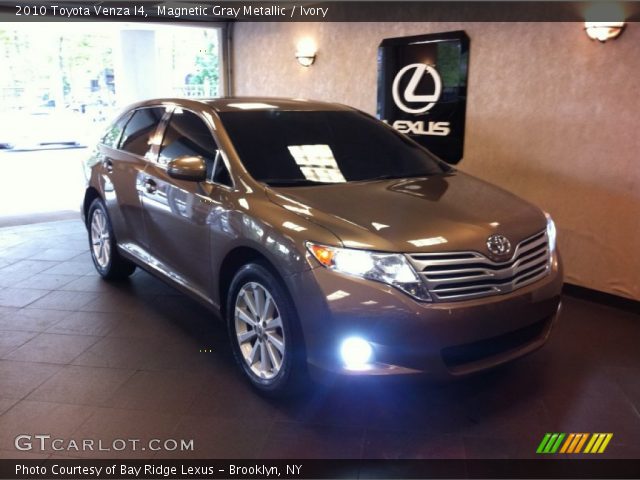 2010 Toyota Venza I4 in Magnetic Gray Metallic