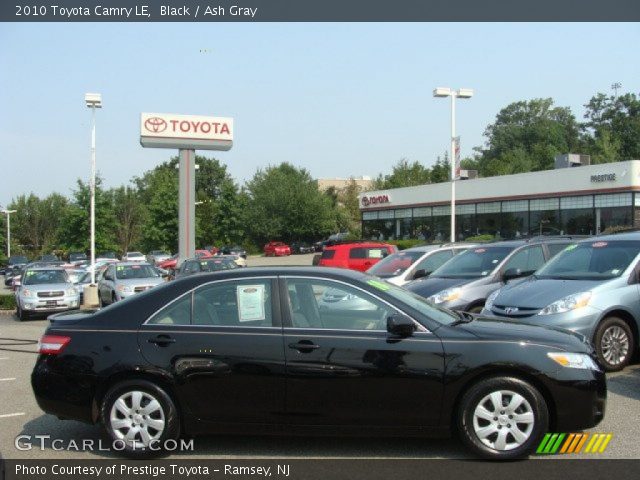 2010 Toyota Camry LE in Black