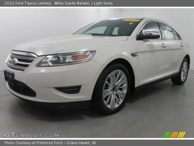 2010 Ford Taurus Limited in White Suede Metallic