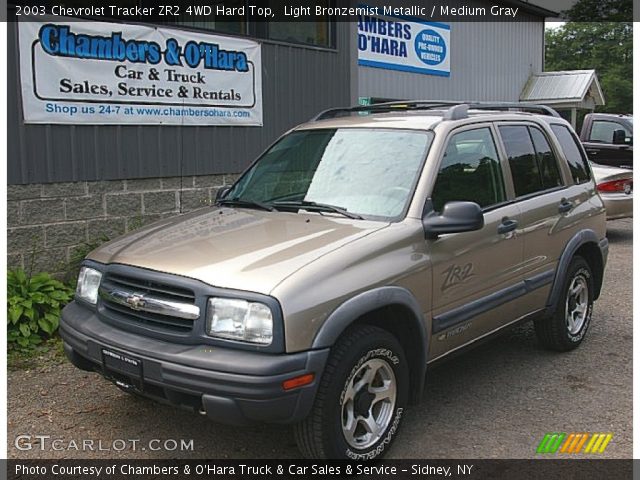 2003 Chevrolet Tracker ZR2 4WD Hard Top in Light Bronzemist Metallic