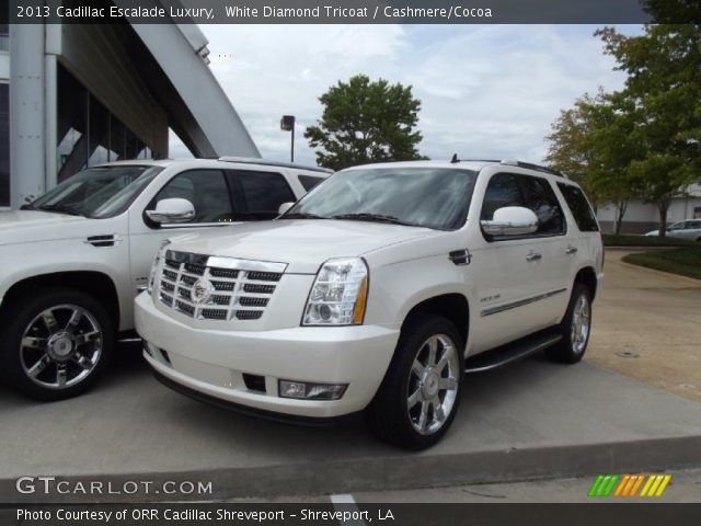 2013 Cadillac Escalade Luxury in White Diamond Tricoat