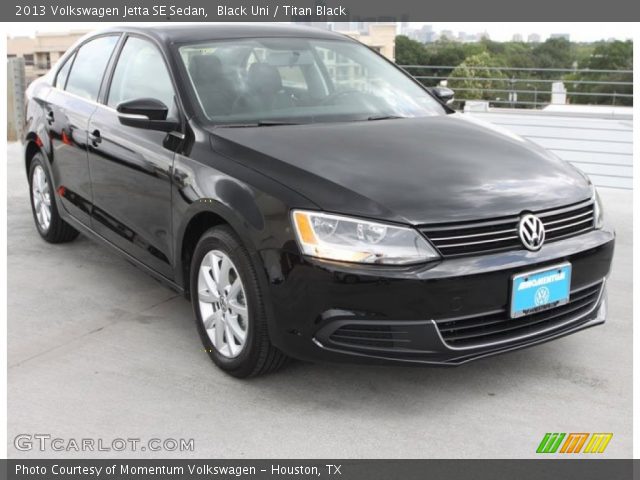 2013 Volkswagen Jetta SE Sedan in Black Uni
