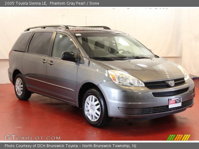 2005 Toyota Sienna LE in Phantom Gray Pearl
