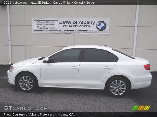 2011 Volkswagen Jetta SE Sedan in Candy White