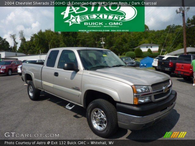 2004 Chevrolet Silverado 2500HD LS Extended Cab 4x4 in Silver Birch