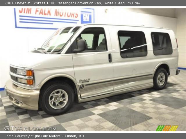 2001 Chevrolet Express 1500 Passenger Conversion Van in White