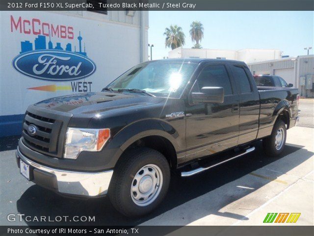 2012 Ford F150 XL SuperCab in Tuxedo Black Metallic