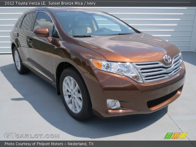 2012 Toyota Venza LE in Sunset Bronze Mica