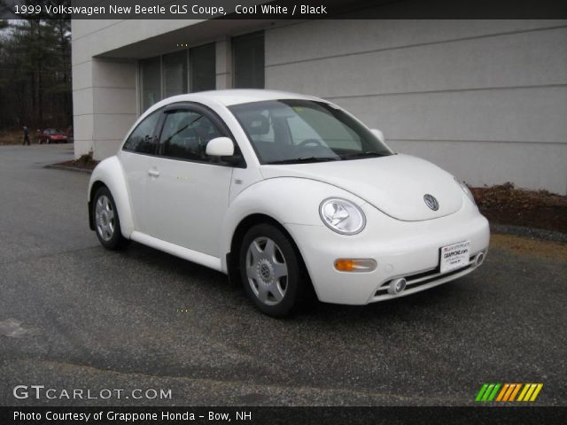 1999 Volkswagen New Beetle GLS Coupe in Cool White