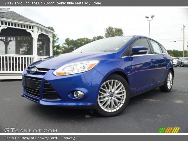 2012 Ford Focus SEL 5-Door in Sonic Blue Metallic