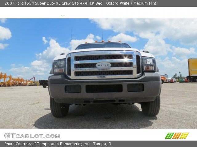 2007 Ford F550 Super Duty XL Crew Cab 4x4 Flat Bed in Oxford White
