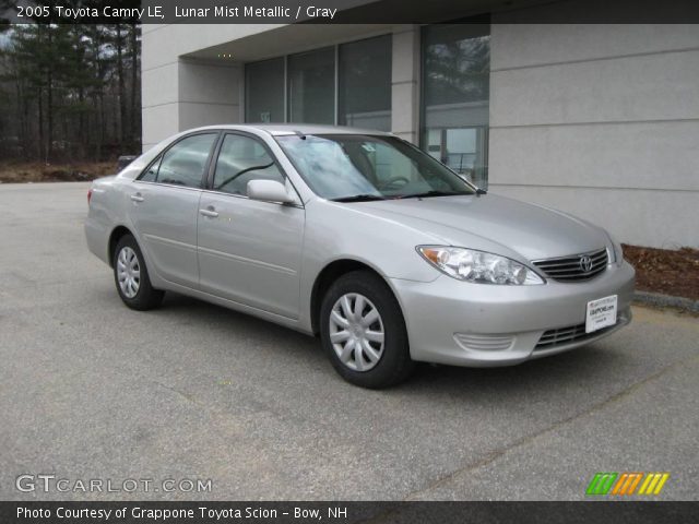 2005 Toyota Camry LE in Lunar Mist Metallic