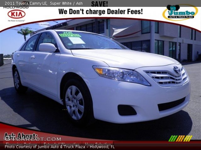 2011 Toyota Camry LE in Super White