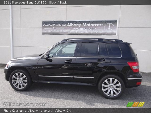 2011 Mercedes-Benz GLK 350 in Black