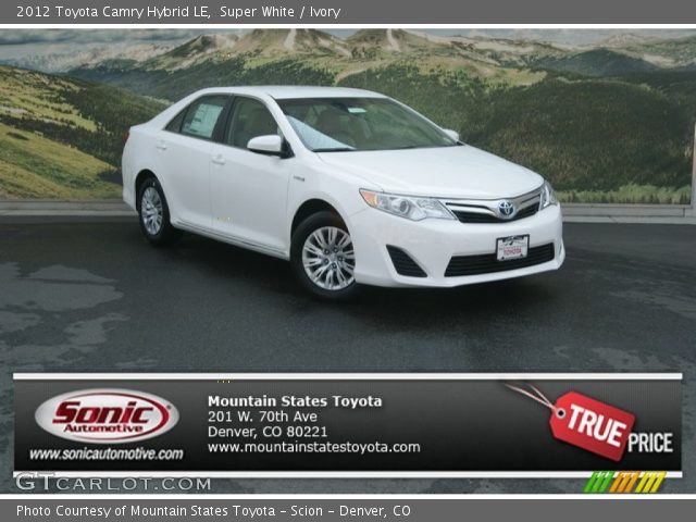 2012 Toyota Camry Hybrid LE in Super White