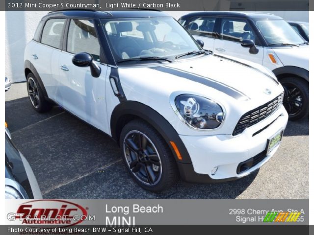 2012 Mini Cooper S Countryman in Light White