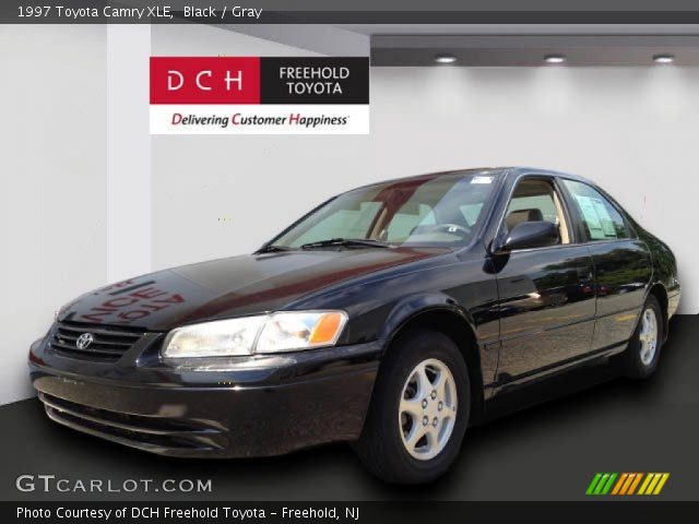1997 Toyota Camry XLE in Black