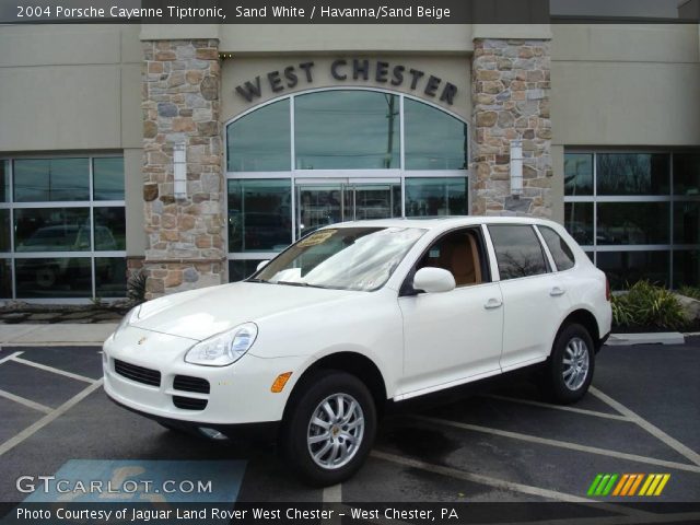 2004 Porsche Cayenne Tiptronic in Sand White