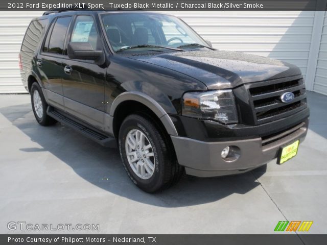 2012 Ford Expedition XLT Sport in Tuxedo Black Metallic