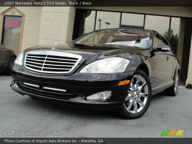2007 Mercedes-Benz S 550 Sedan in Black