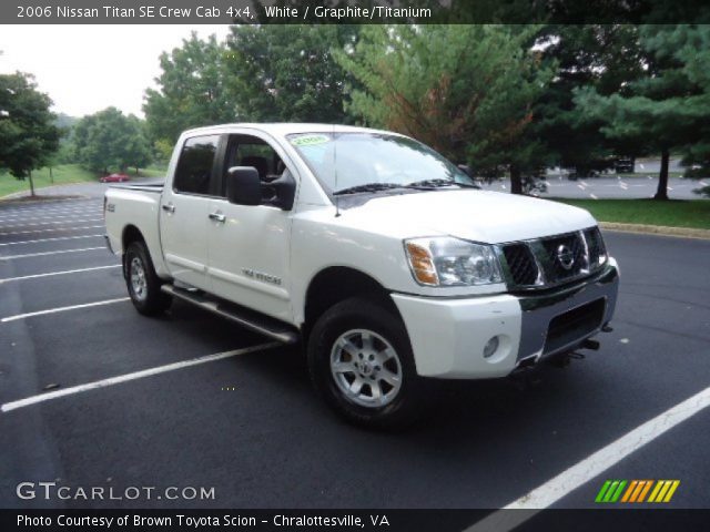 2006 Nissan Titan SE Crew Cab 4x4 in White