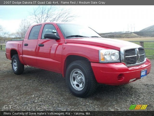 2007 Dodge Dakota ST Quad Cab 4x4 in Flame Red