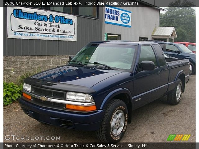 2000 Chevrolet S10 LS Extended Cab 4x4 in Indigo Blue Metallic