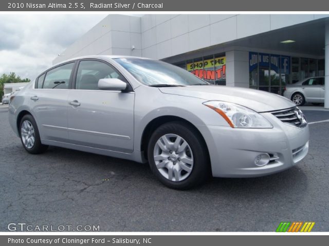 2010 Nissan Altima 2.5 S in Radiant Silver