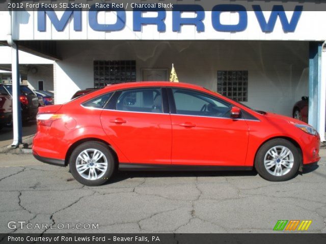 2012 Ford Focus SEL Sedan in Race Red