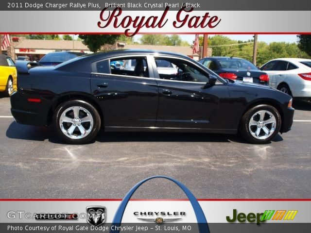 2011 Dodge Charger Rallye Plus in Brilliant Black Crystal Pearl