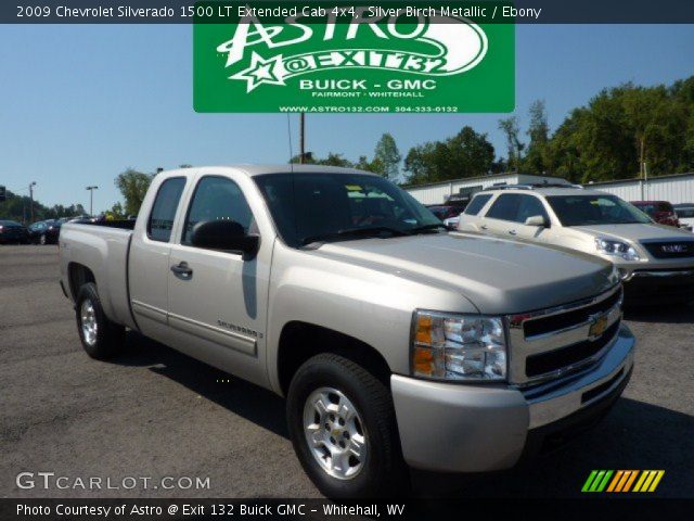 2009 Chevrolet Silverado 1500 LT Extended Cab 4x4 in Silver Birch Metallic