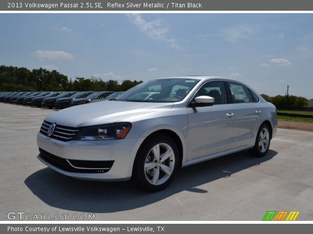 2013 Volkswagen Passat 2.5L SE in Reflex Silver Metallic