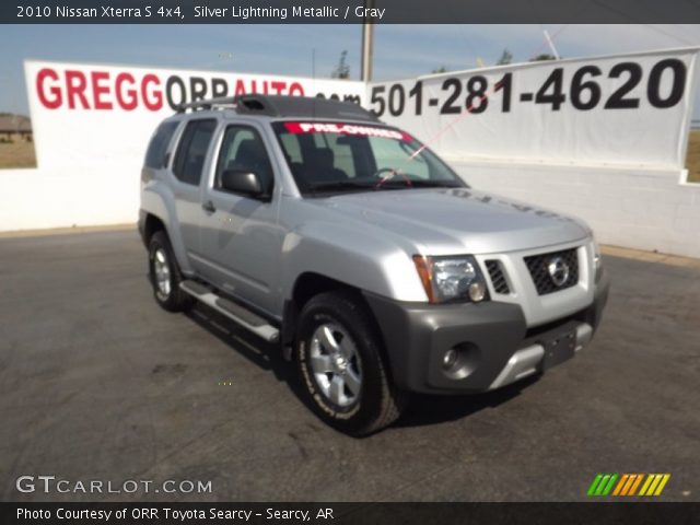 2010 Nissan Xterra S 4x4 in Silver Lightning Metallic