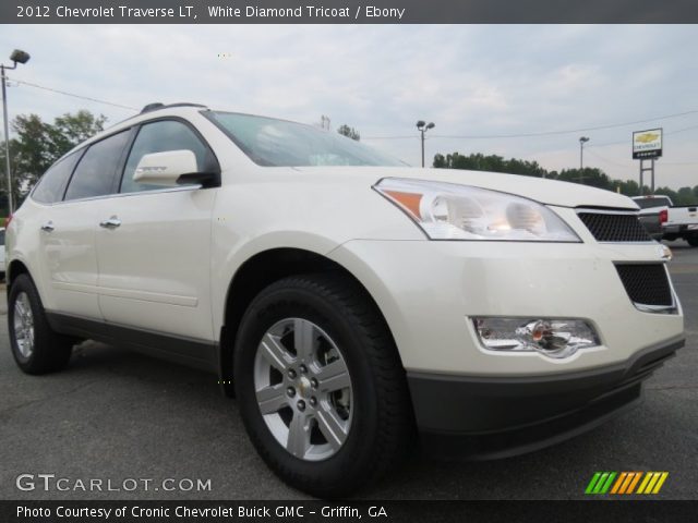 2012 Chevrolet Traverse LT in White Diamond Tricoat
