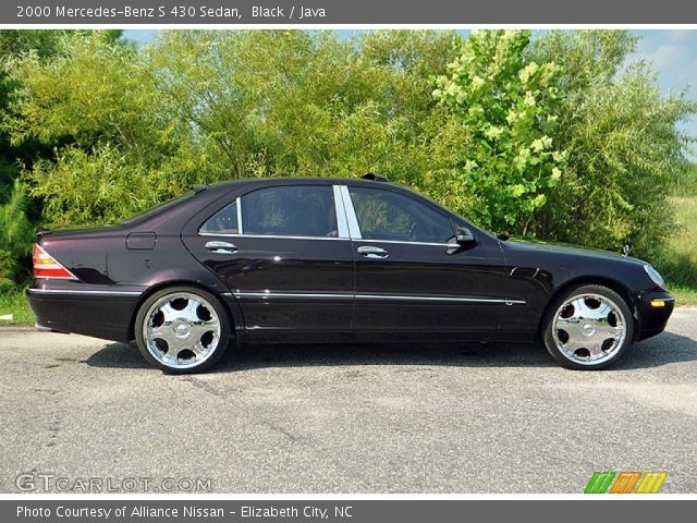 2000 Mercedes-Benz S 430 Sedan in Black