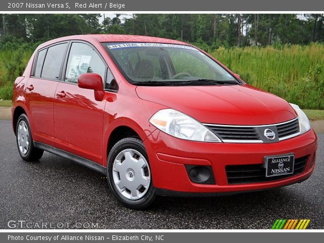 2007 Nissan Versa S in Red Alert