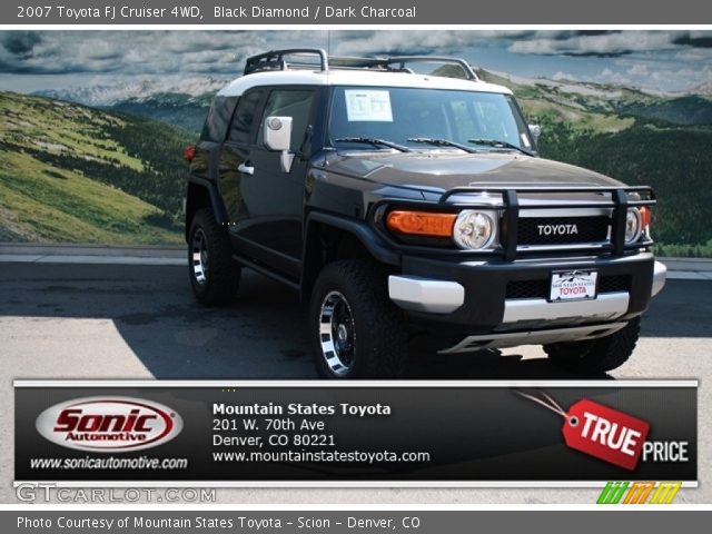 2007 Toyota FJ Cruiser 4WD in Black Diamond