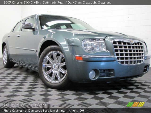 2005 Chrysler 300 C HEMI in Satin Jade Pearl