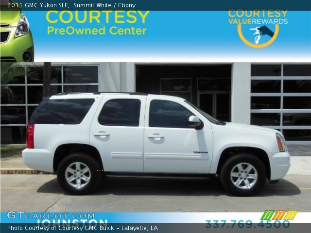 2011 GMC Yukon SLE in Summit White