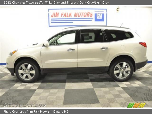 2012 Chevrolet Traverse LT in White Diamond Tricoat