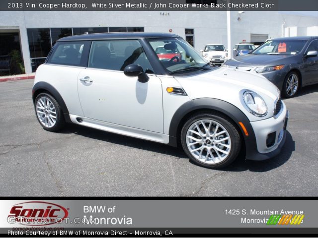 2013 Mini Cooper Hardtop in White Silver Metallic