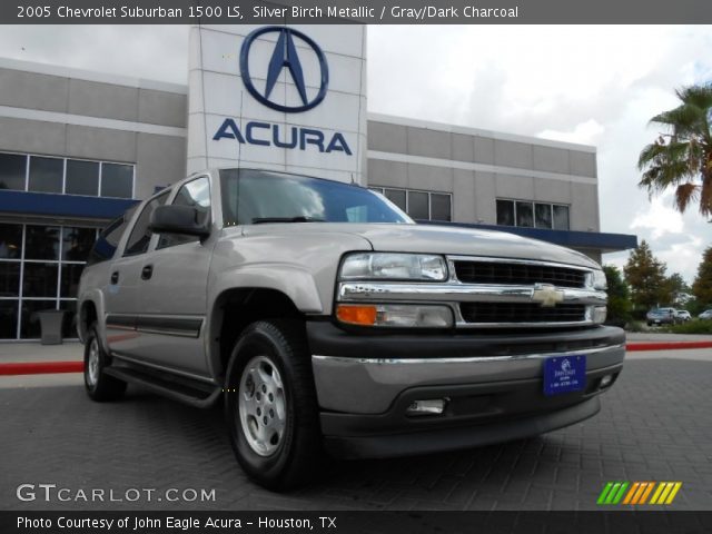 2005 Chevrolet Suburban 1500 LS in Silver Birch Metallic