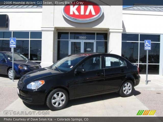 2006 Hyundai Accent GLS Sedan in Ebony Black