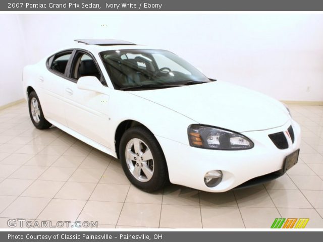 2007 Pontiac Grand Prix Sedan in Ivory White