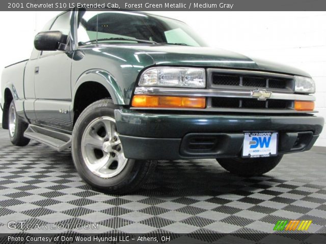 2001 Chevrolet S10 LS Extended Cab in Forest Green Metallic