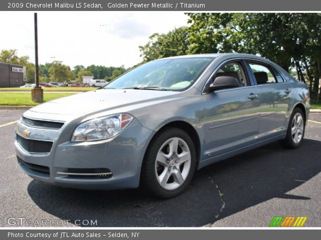 2009 Chevrolet Malibu LS Sedan in Golden Pewter Metallic