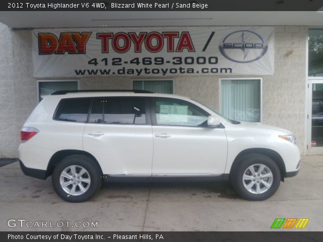 2012 Toyota Highlander V6 4WD in Blizzard White Pearl