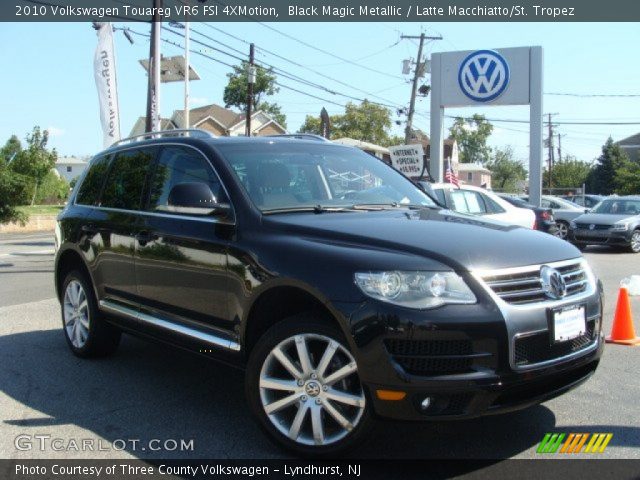 2010 Volkswagen Touareg VR6 FSI 4XMotion in Black Magic Metallic